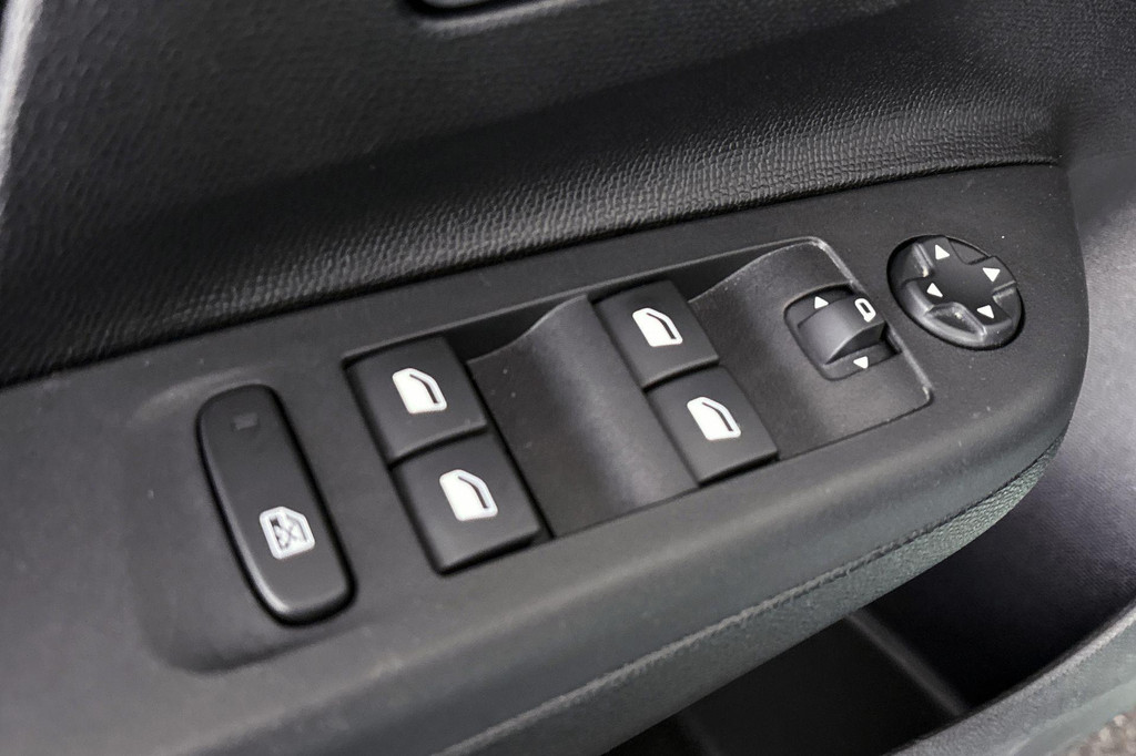 Opel Corsa (HZL34B) met abonnement