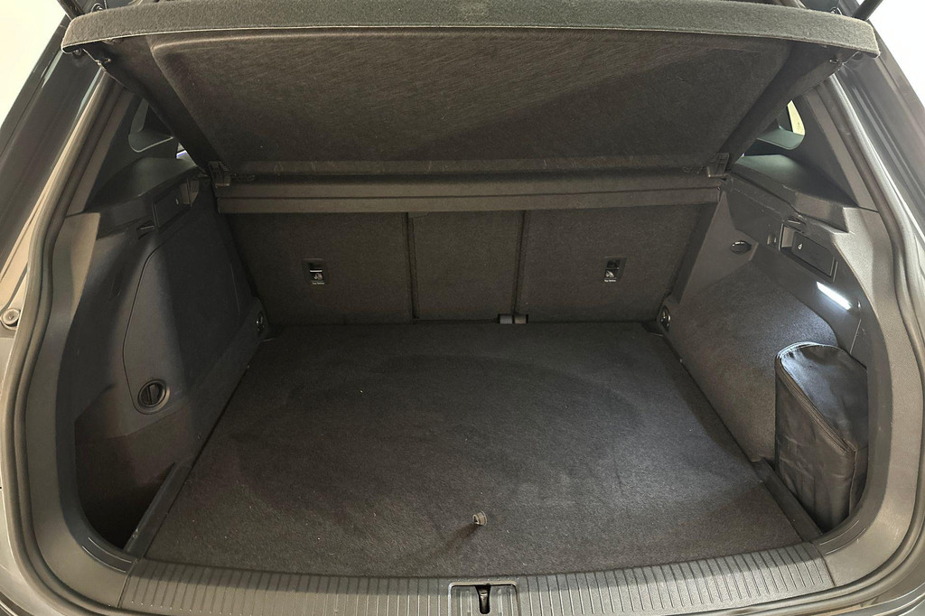 Volkswagen Tiguan (JZK63K) met abonnement