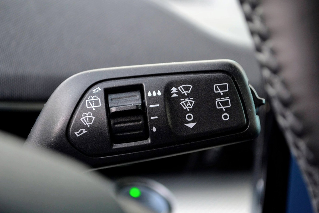 Ford Mustang Mach-E (L118NX) met abonnement