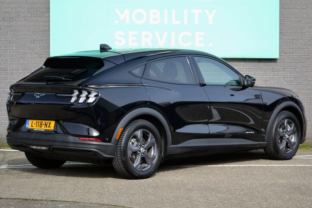 Ford Mustang Mach-E (L118NX) met abonnement