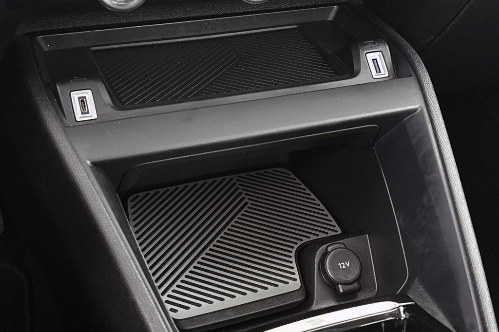 Citroën Ë-C4 (T402PG) met abonnement