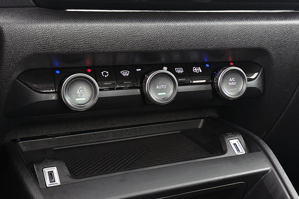 Citroën Ë-C4 (T402PG) met abonnement