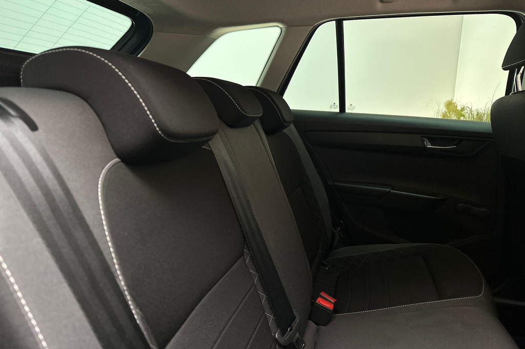 ŠKODA Fabia (P788RR) met abonnement
