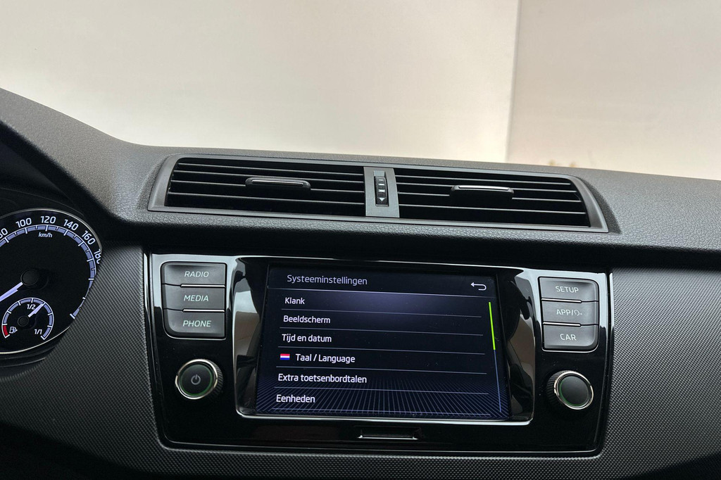 ŠKODA Fabia (P788RR) met abonnement