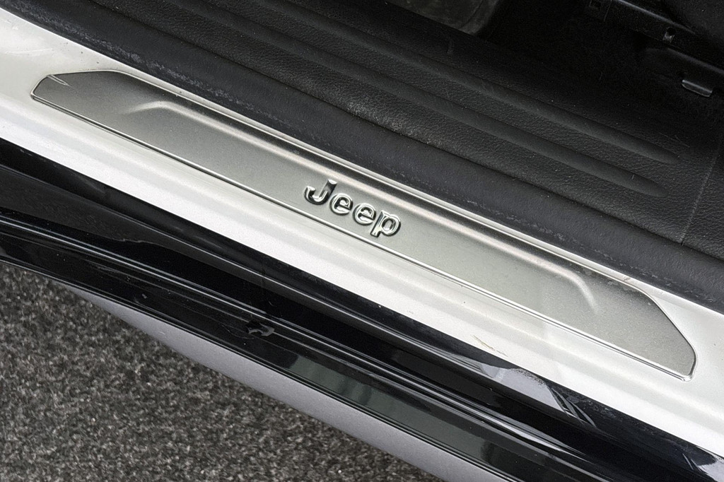 Jeep Compass (JTZ80K) met abonnement