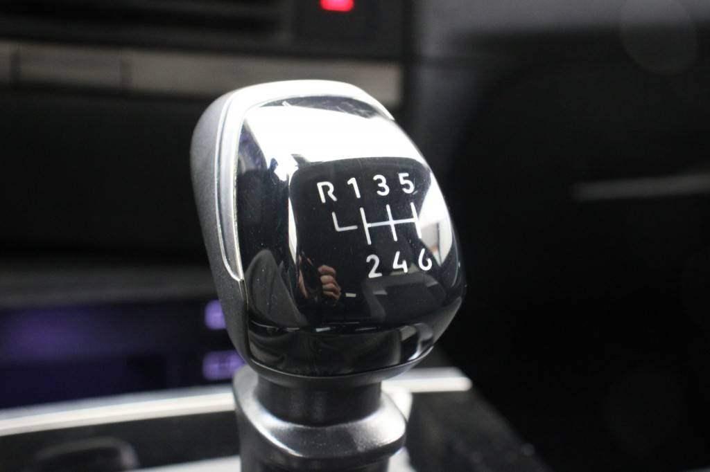 Opel Astra (S810RZ) met abonnement