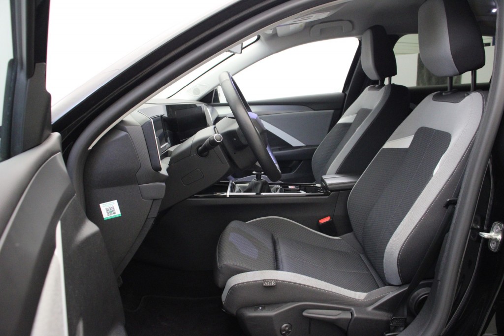 Opel Astra (S810RZ) met abonnement