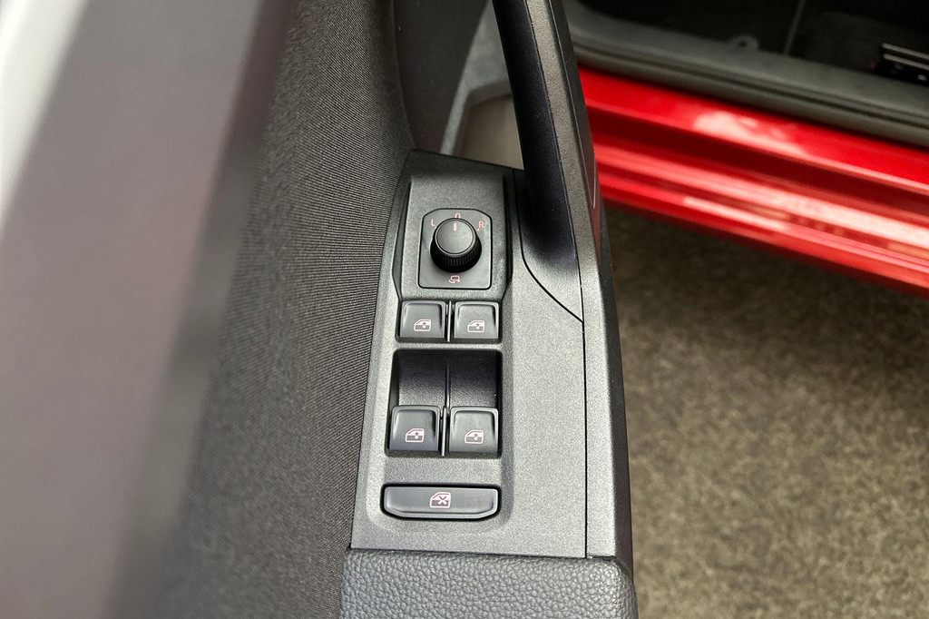 Seat Ibiza (K227KZ) met abonnement