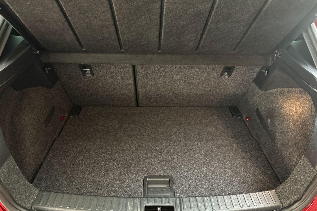 Seat Ibiza (K227KZ) met abonnement