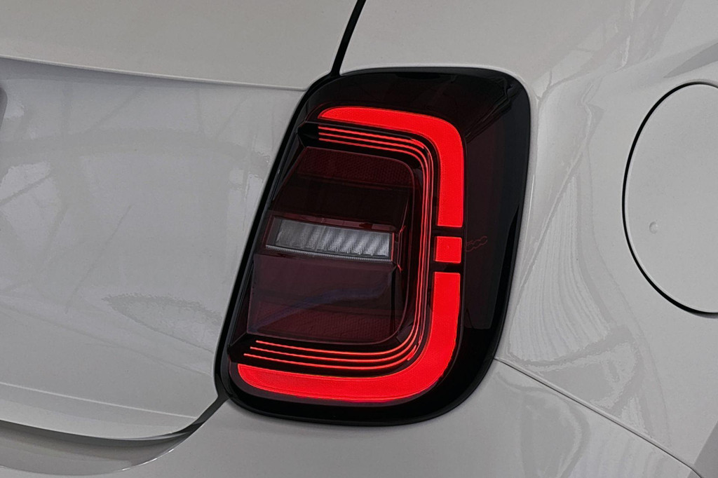 Abarth 500C (JLN53B) met abonnement