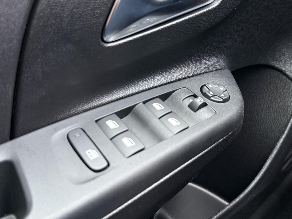 Opel CORSA-E (JNT10S) met abonnement