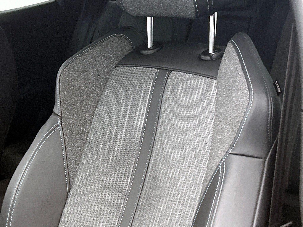 Peugeot 3008 (KBD86V) met abonnement