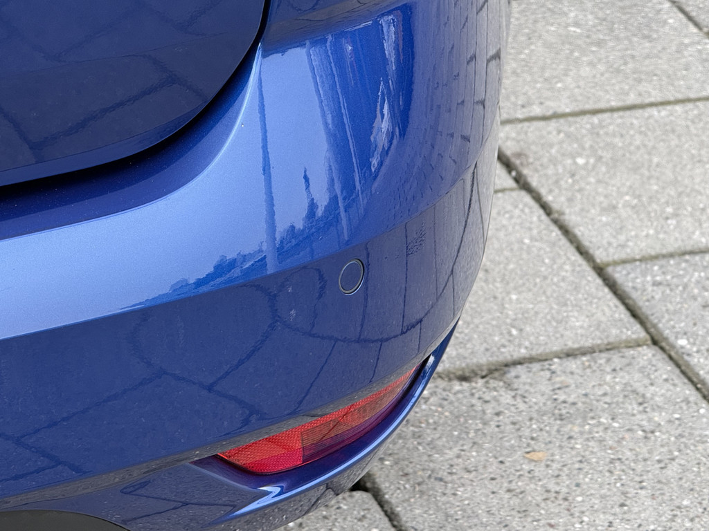 Renault MEGANE Estate (T549KT) met abonnement