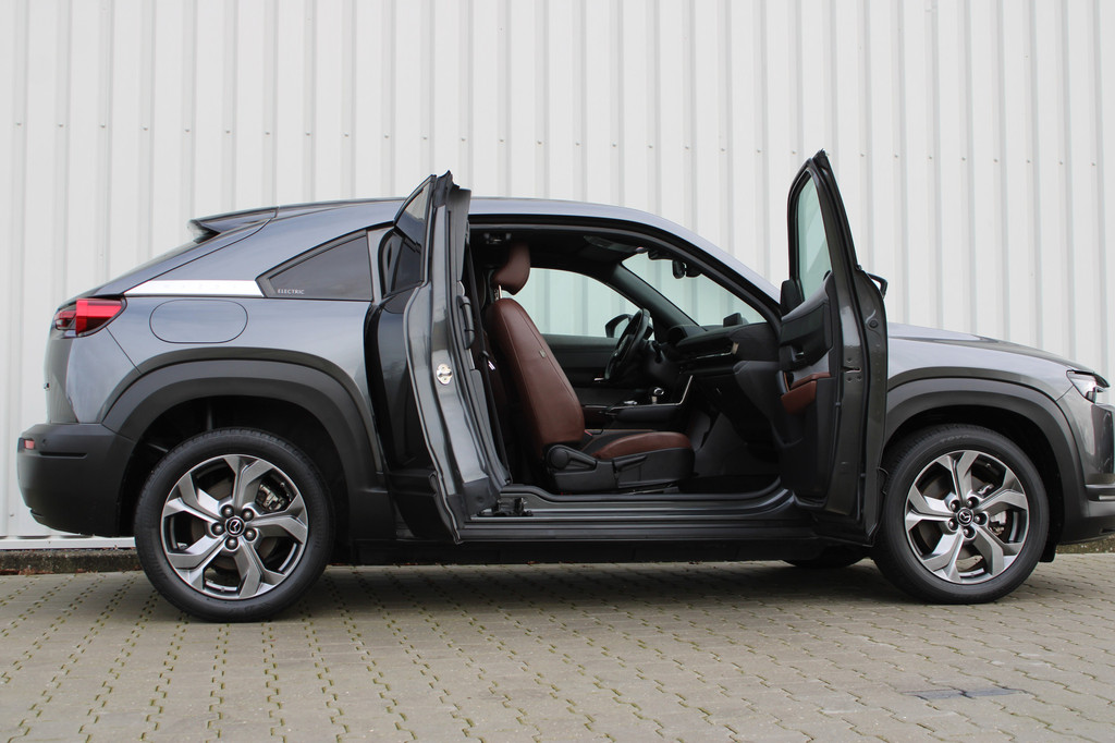 Mazda MX-30 (J464SX) met abonnement