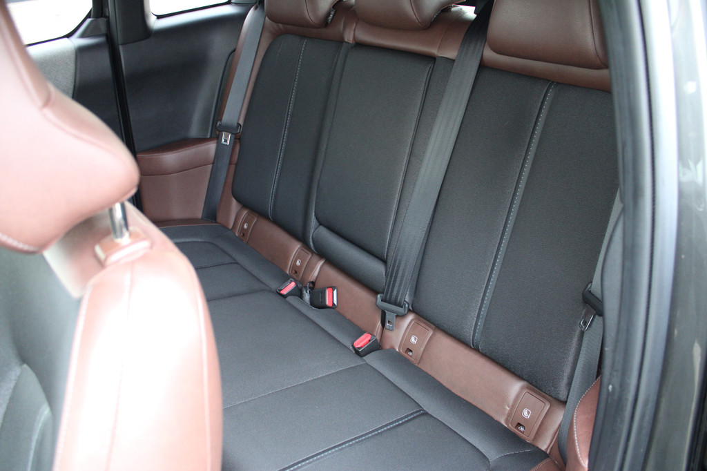 Mazda MX-30 (J464SX) met abonnement