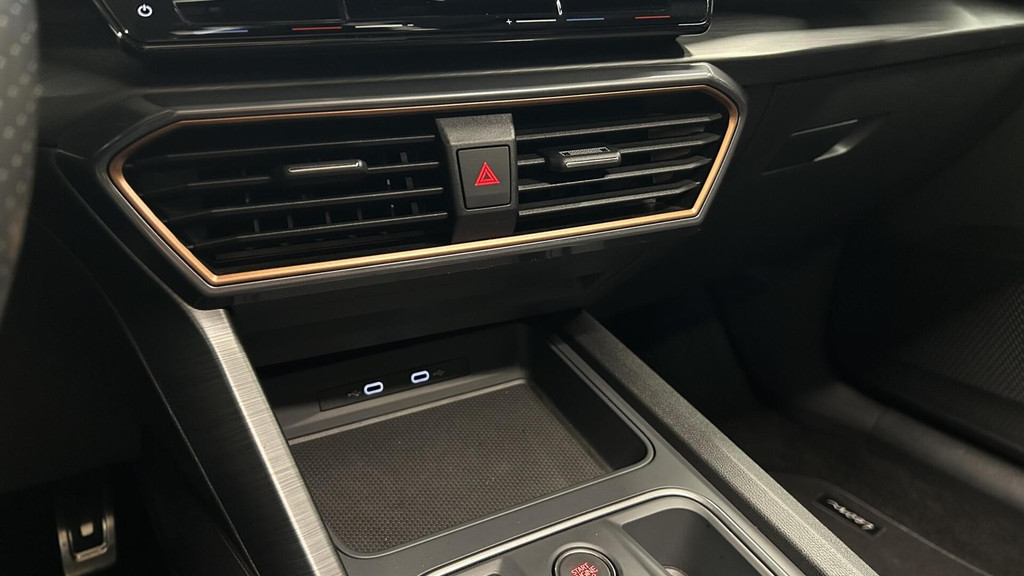 CUPRA Leon Sportstourer (JBP17T) met abonnement