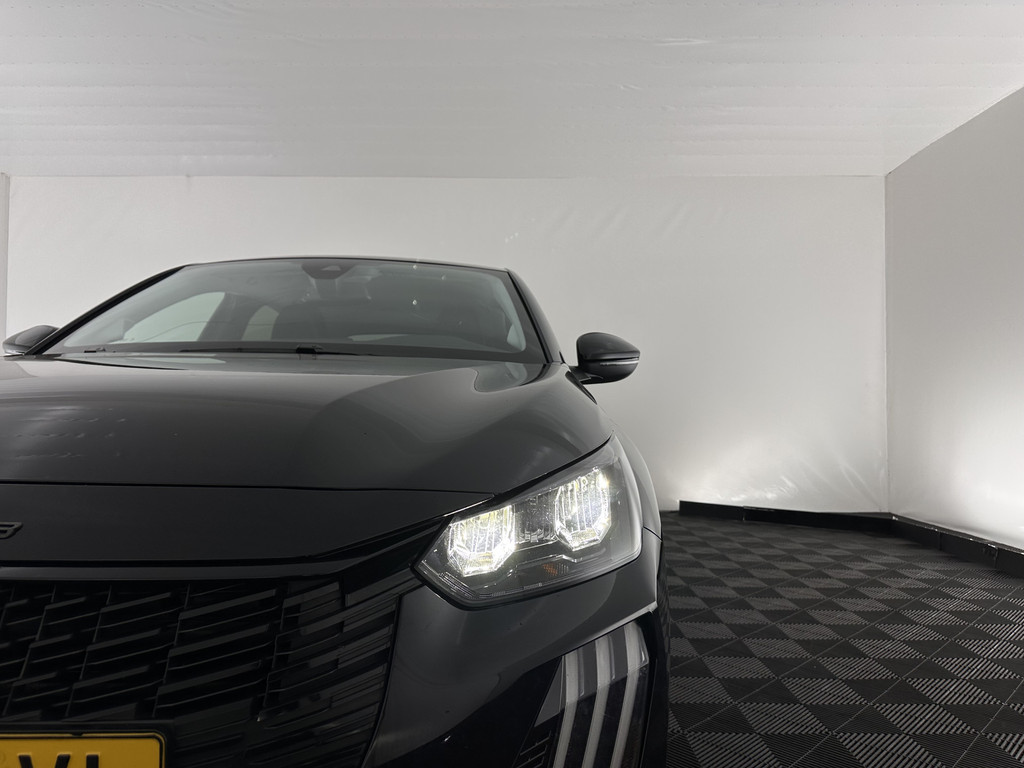 Peugeot e-208 (X480VL) met abonnement