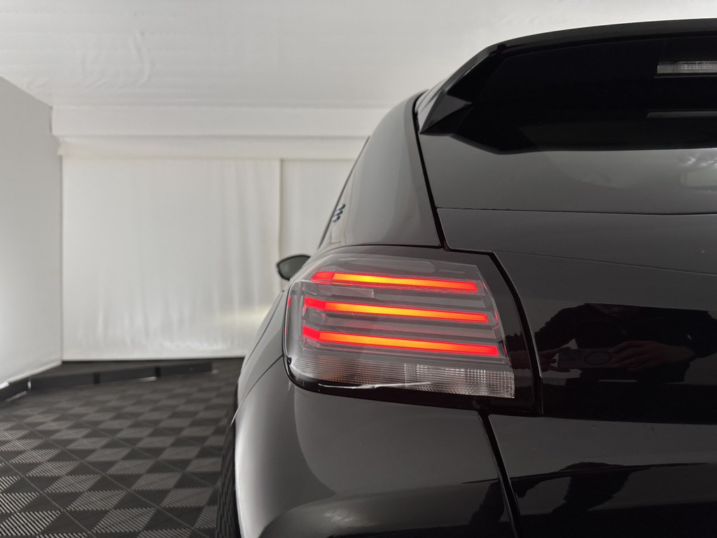 Peugeot e-208 (X480VL) met abonnement