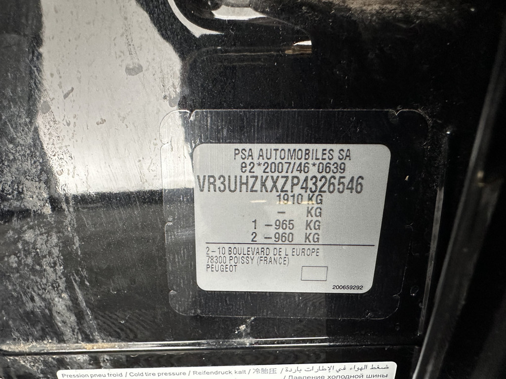 Peugeot e-208 (X480VL) met abonnement