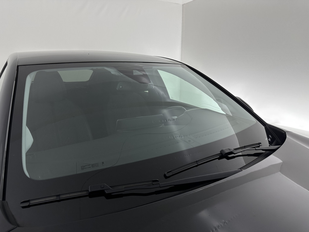 Peugeot e-208 (X480VL) met abonnement