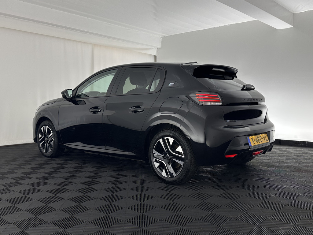 Peugeot e-208 (X480VL) met abonnement