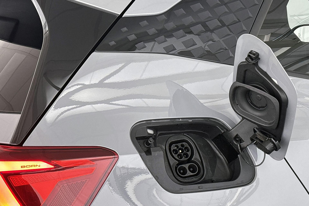 CUPRA Born (KBF49V) met abonnement