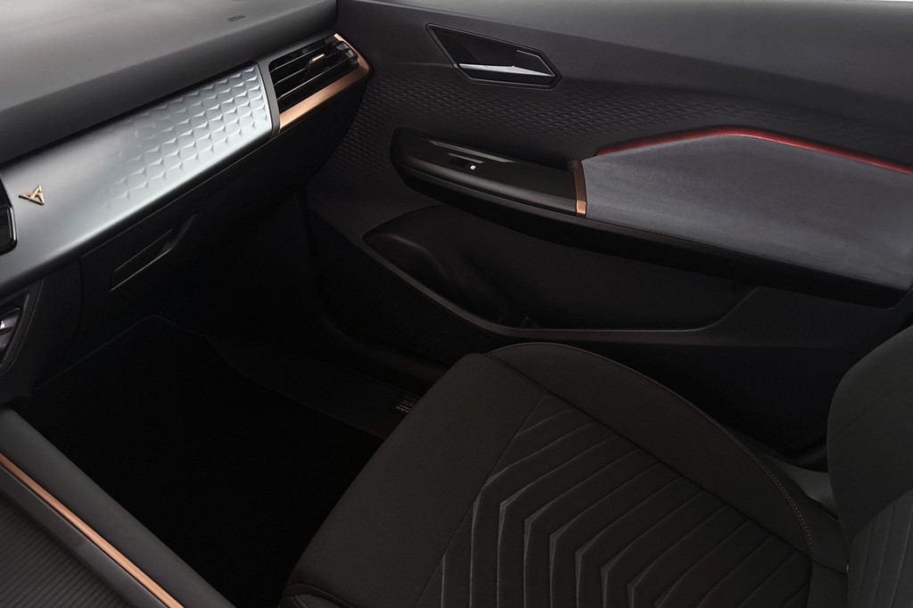 CUPRA Born (KBF49V) met abonnement