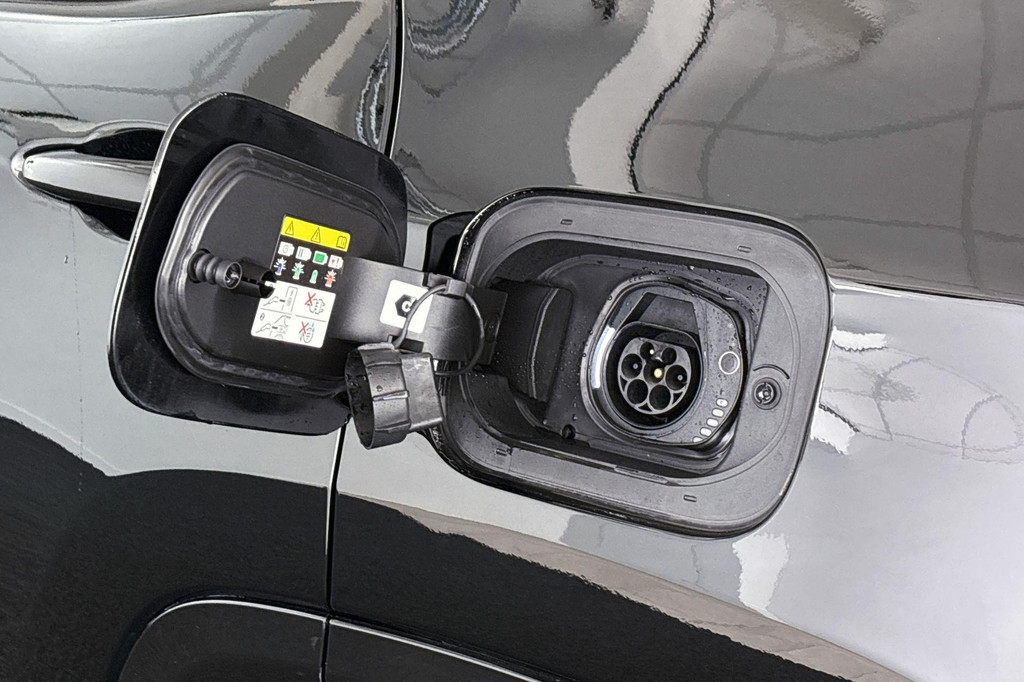 Jeep Compass (JTZ18L) met abonnement