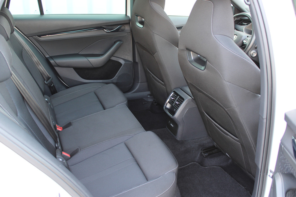 ŠKODA Octavia (JKP88R) met abonnement