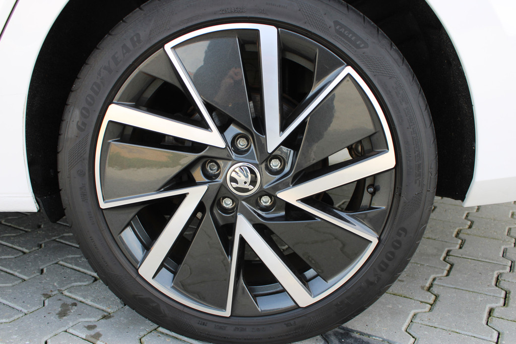 ŠKODA Octavia (JKP88R) met abonnement