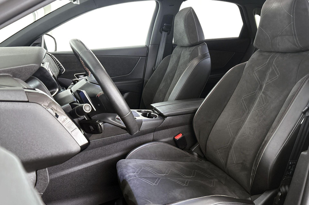 DS 7 Crossback (N478ZT) met abonnement