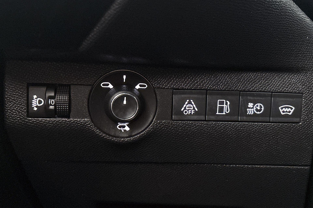 DS 7 Crossback (N478ZT) met abonnement