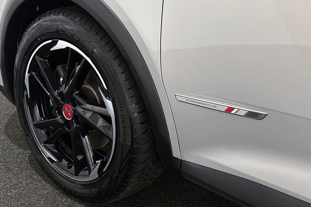 DS 7 Crossback (N478ZT) met abonnement