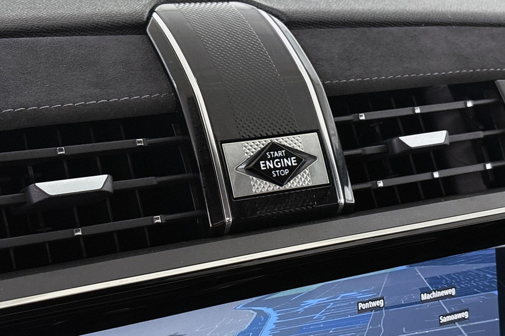 DS 7 Crossback (N478ZT) met abonnement