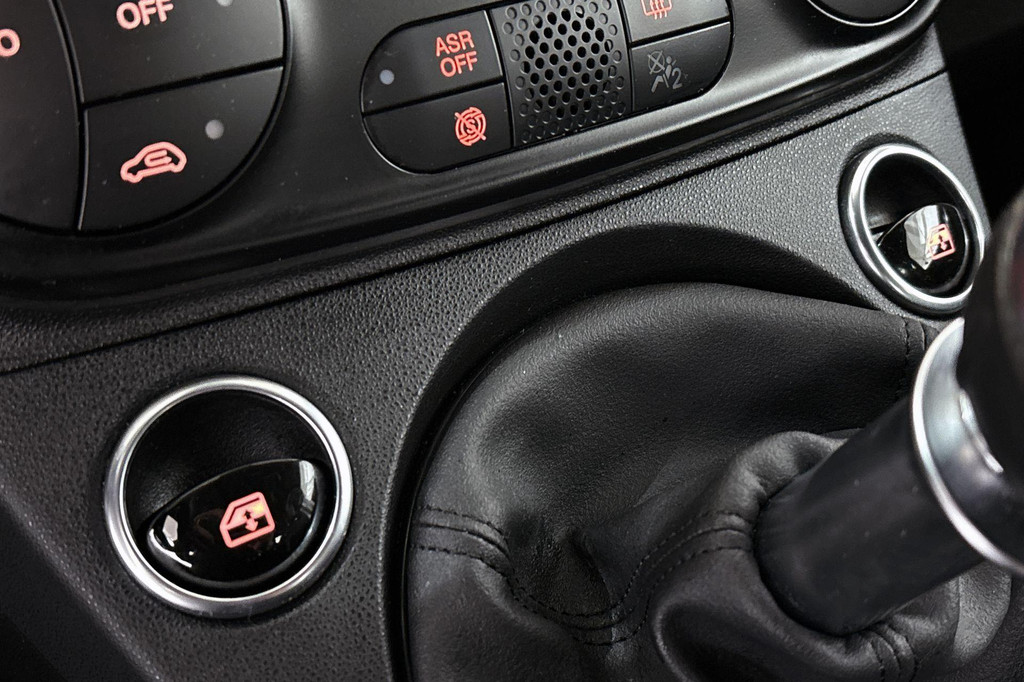 Fiat 500C (P653BR) met abonnement