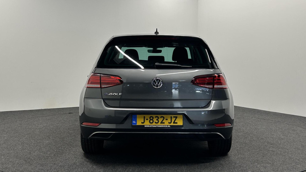 Volkswagen e-Golf (J832JZ) met abonnement
