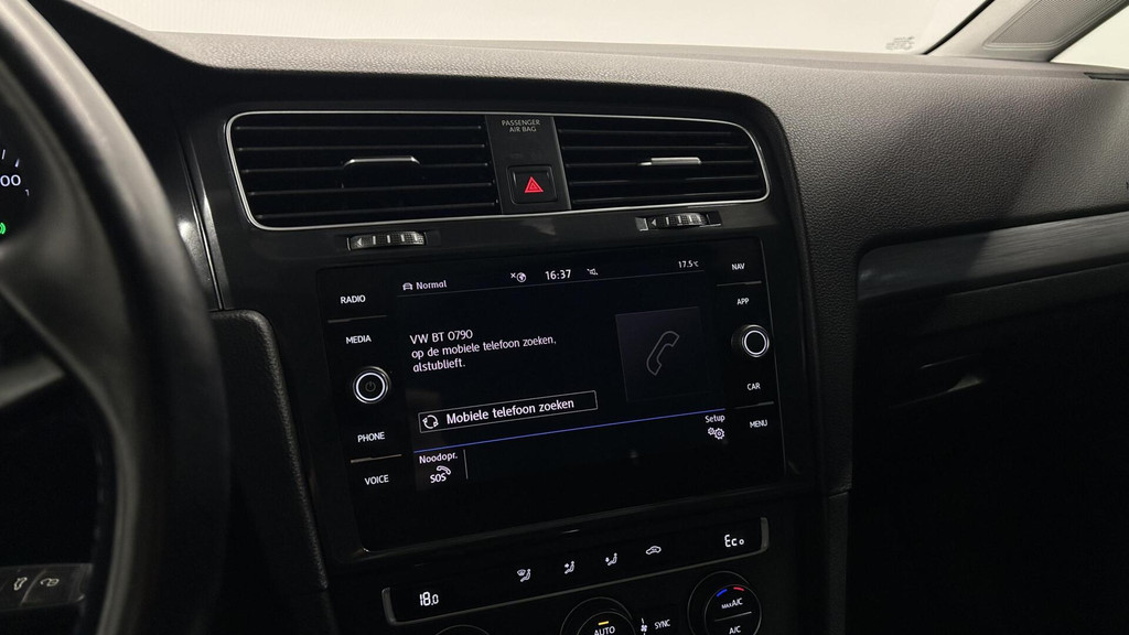 Volkswagen e-Golf (J832JZ) met abonnement