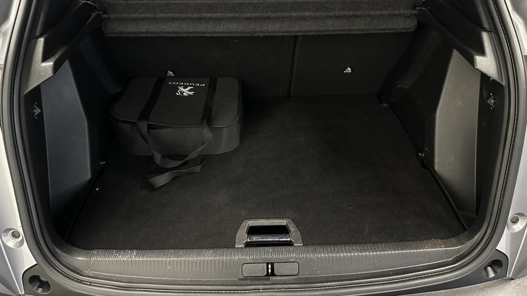 Peugeot e-2008 (K339LJ) met abonnement