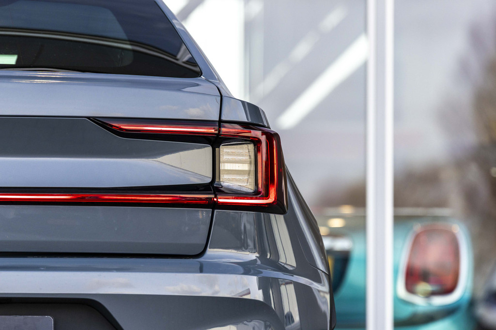 Polestar 2 (P429FF) met abonnement