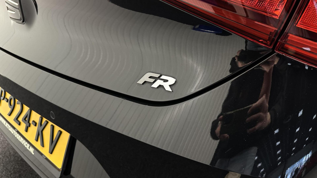 Seat Leon (P924KV) met abonnement