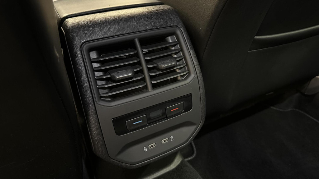 Seat Leon (P924KV) met abonnement