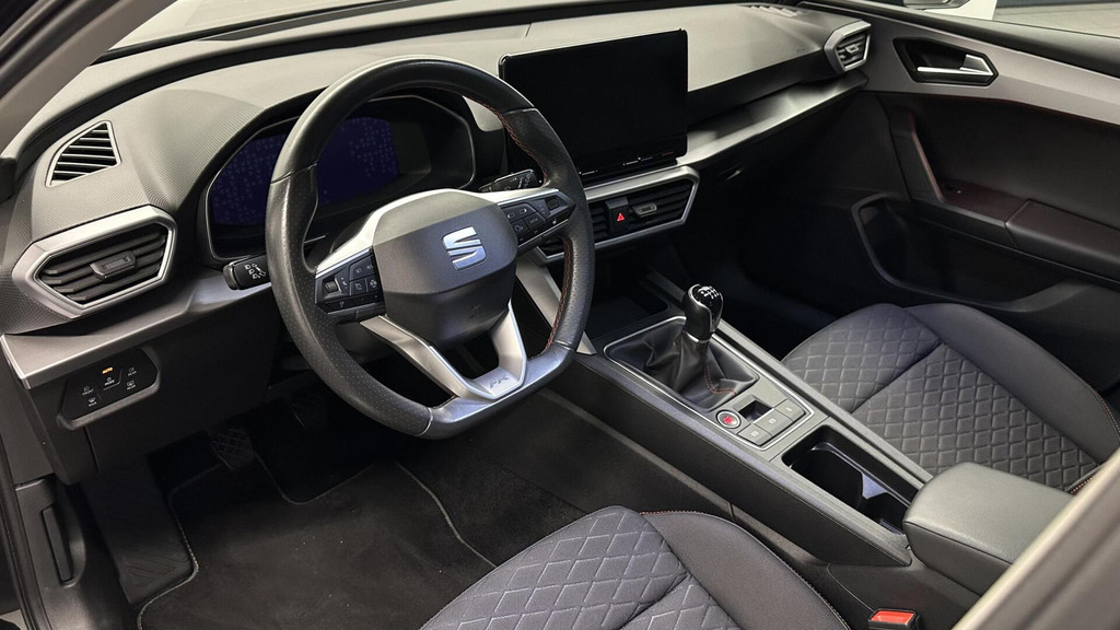 Seat Leon (P924KV) met abonnement