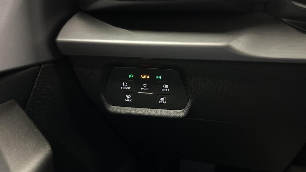 Seat Leon (P924KV) met abonnement