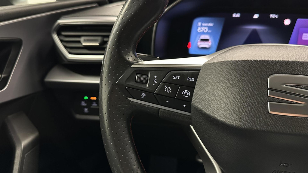 Seat Leon (P924KV) met abonnement