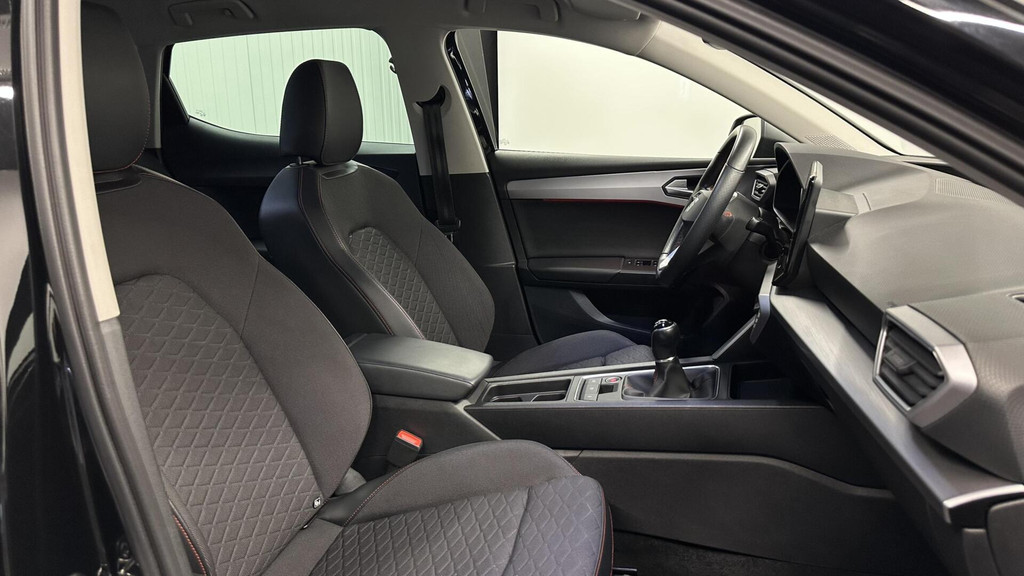 Seat Leon (P924KV) met abonnement