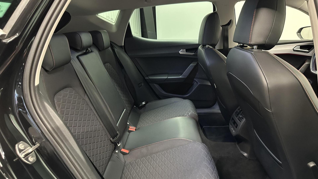 Seat Leon (P924KV) met abonnement