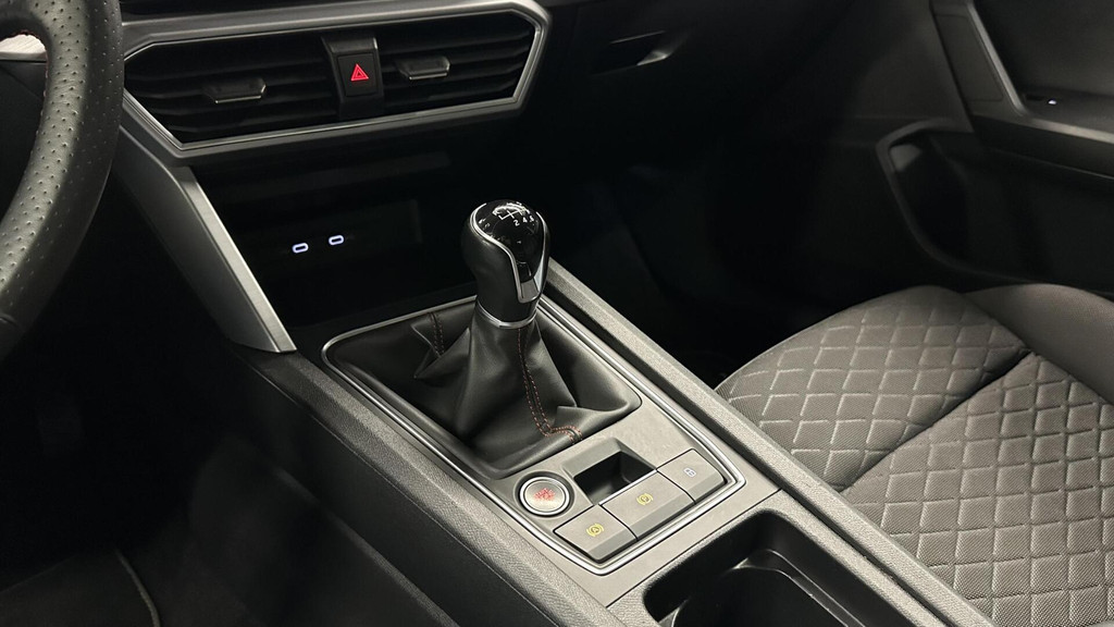 Seat Leon (P924KV) met abonnement