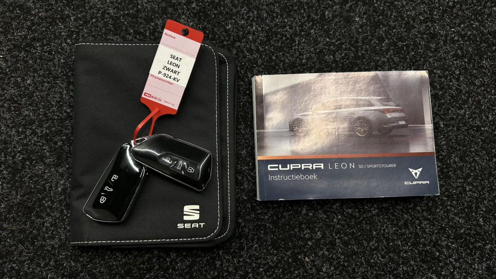 Seat Leon (P924KV) met abonnement