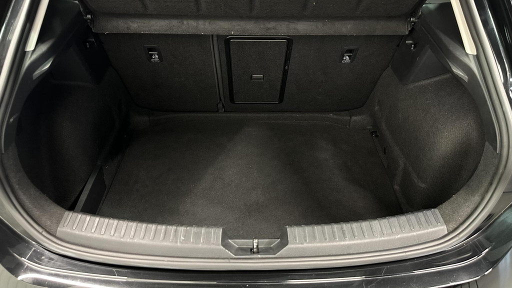 Seat Leon (P924KV) met abonnement