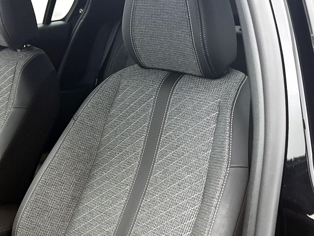 Peugeot 208 (KBD78P) met abonnement